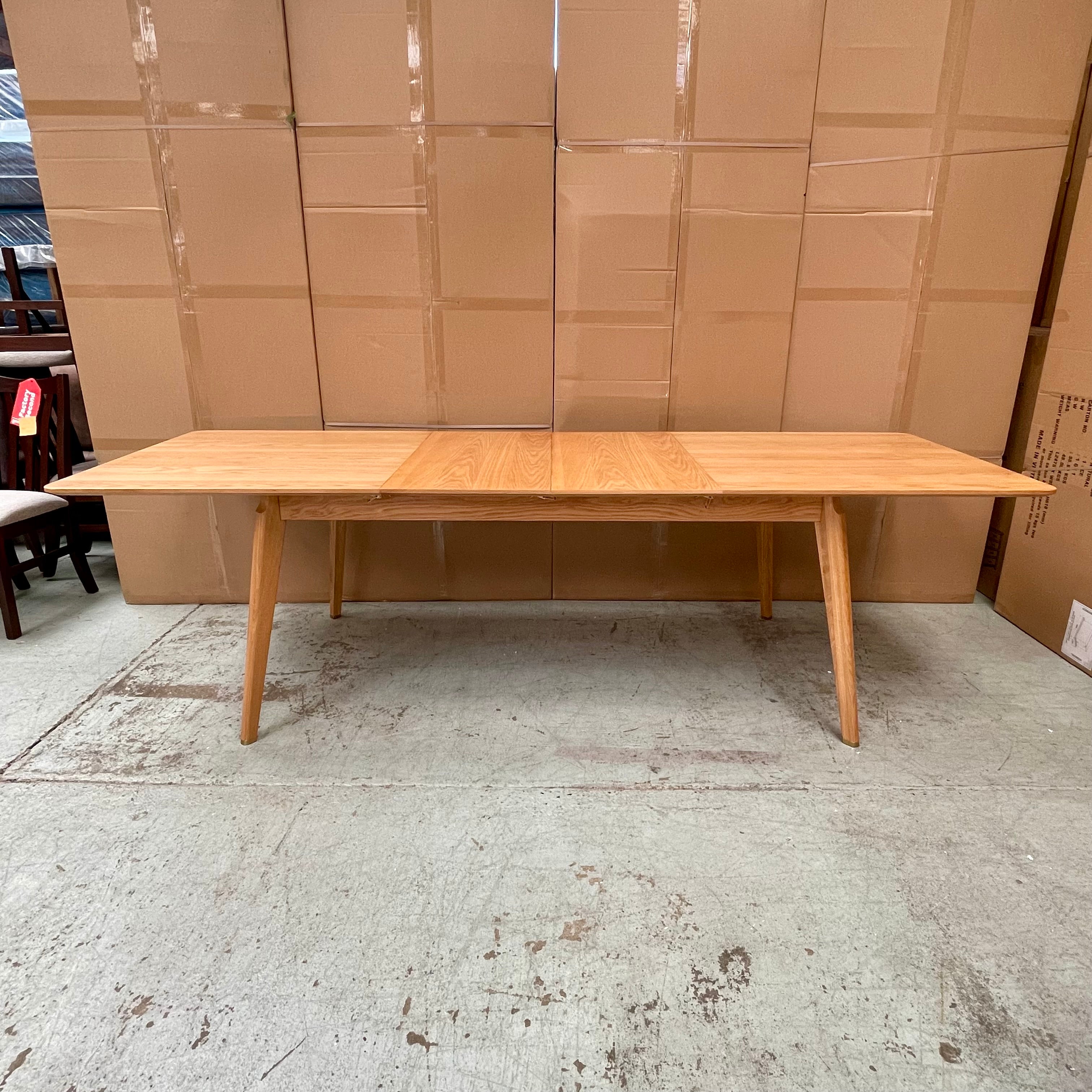 Albers 6-12 Seat Ext Dining Table
